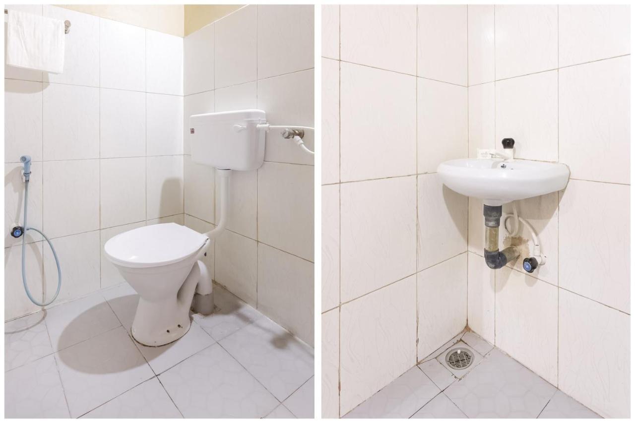 Spot On 60665 Royal Tourist Home Valancheri Luaran gambar