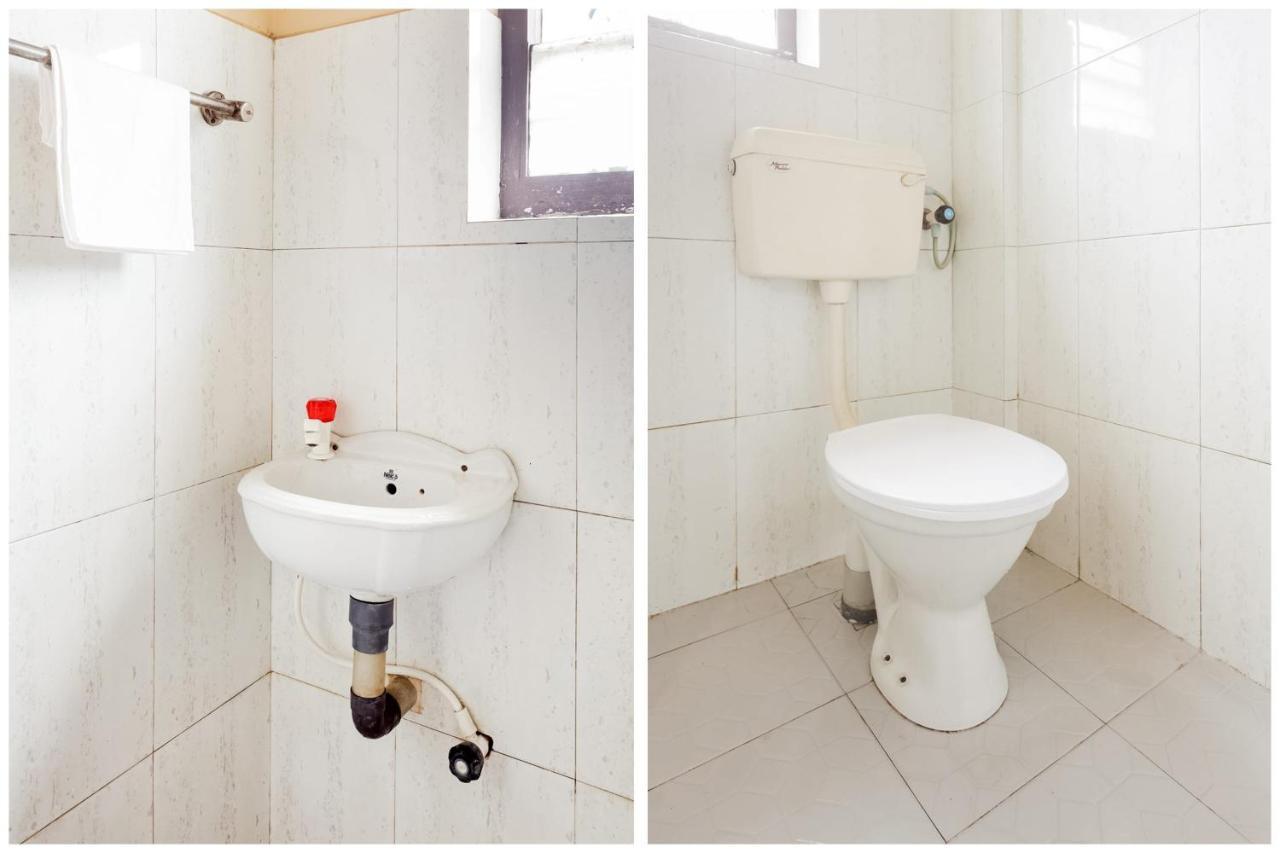 Spot On 60665 Royal Tourist Home Valancheri Luaran gambar
