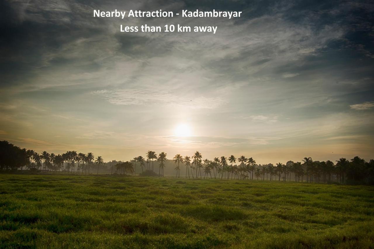 Spot On 60665 Royal Tourist Home Valancheri Luaran gambar